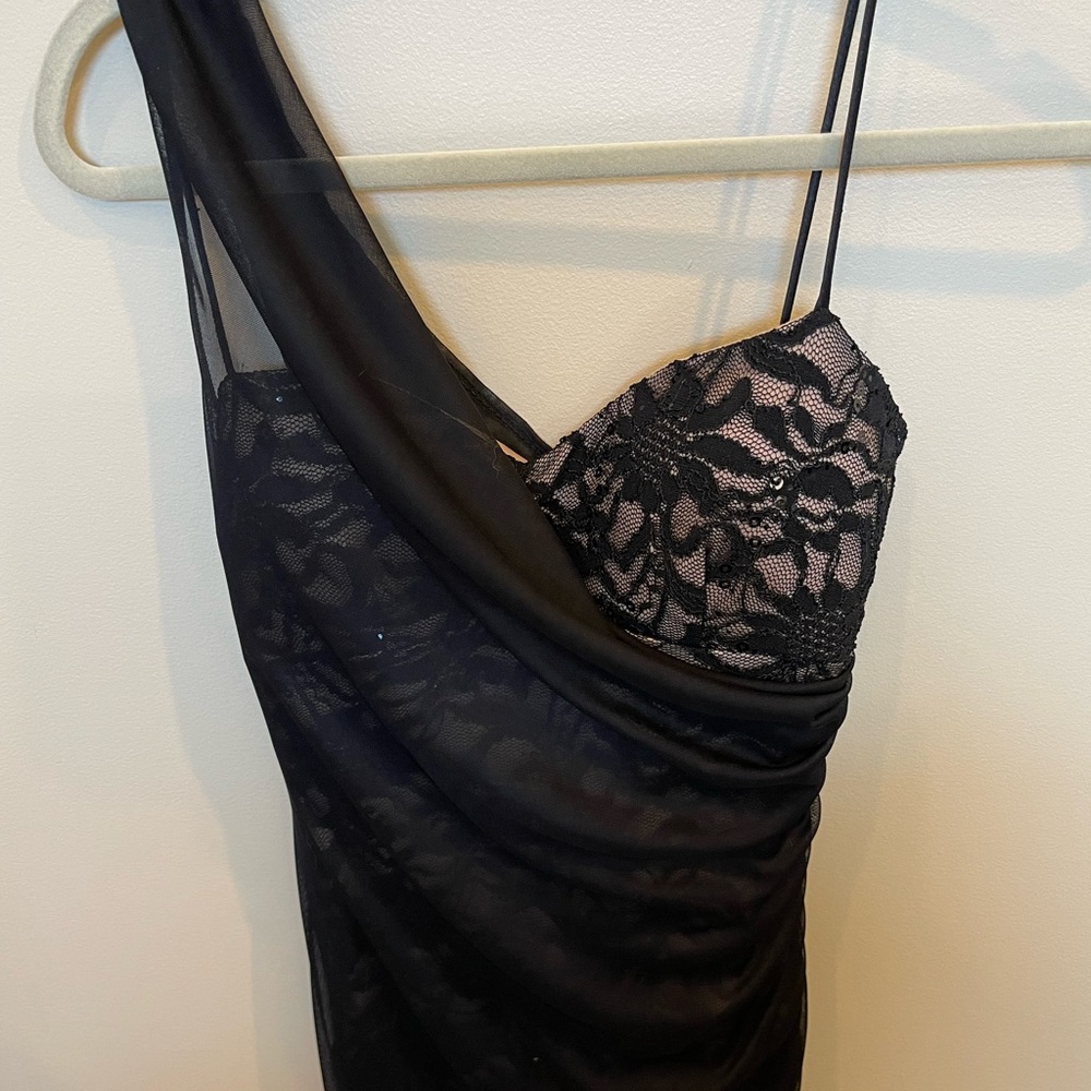 Elegant Black Lace Maxi Dress